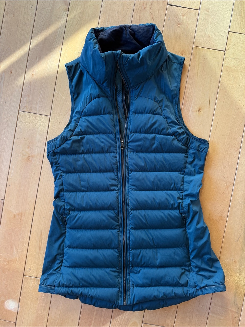 Lululemon Women’s Quilted Puffer Vest - Teal Blue